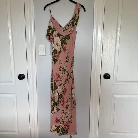 Reformation Reya Dress in Rose Garden - Picture 2 of 12